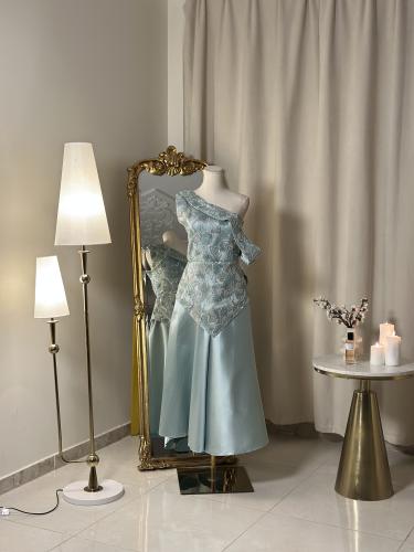 فستان  بتصميم أنيق وأنثوي  5488