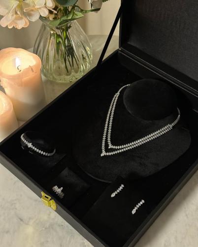 طقم اكسسوار   A1047