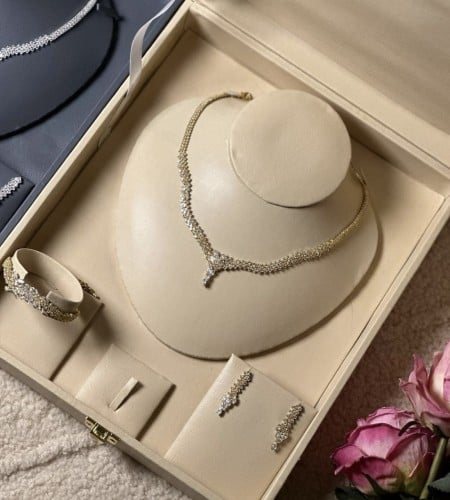 طقم اكسسوار كريستال ( 2 لونين) A443