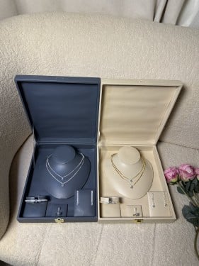 طقم اكسسوار  ( 2 لونين) A496