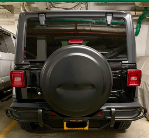 غطاء كفر خلفي للرانجلر بلاستك باطراف جلدJL&JL يركب الى حجم كفر ٢٨٥ بفتحة كاميرا