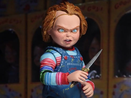 Child's Play Ultimate Chucky Figure