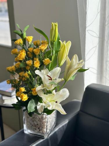 فازه ورد طبيعي