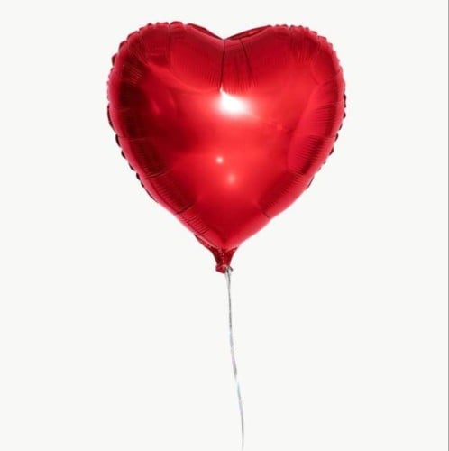 بالون قلب احمر