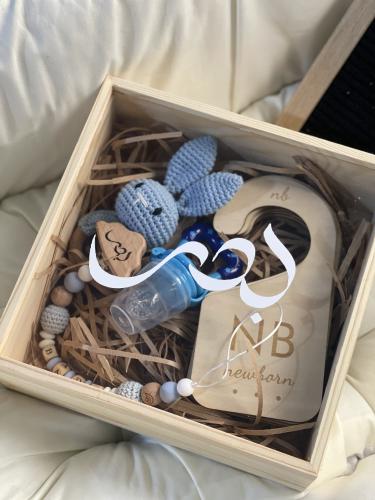 بوكس خشبي مناسب للإهداء