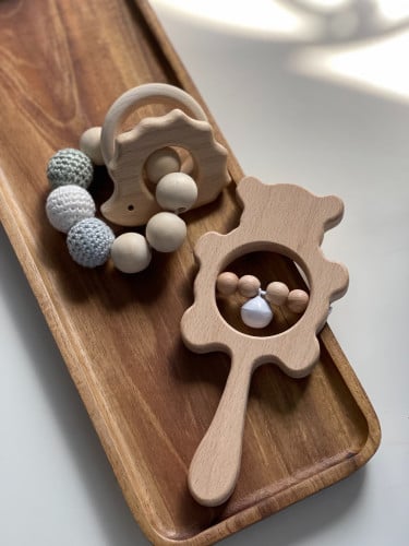 طقم خرخيشة لون أخضر