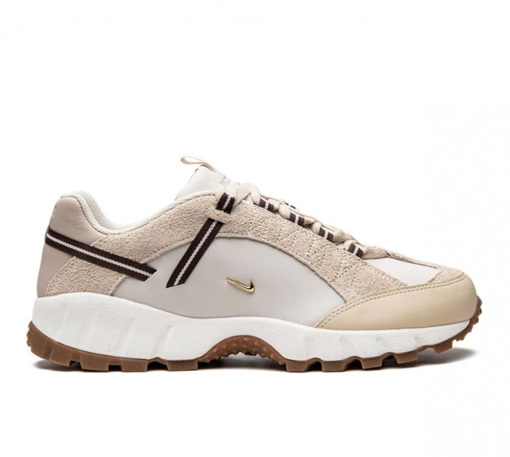 Nike Air Humara Lx X Jacquemus Sneakers