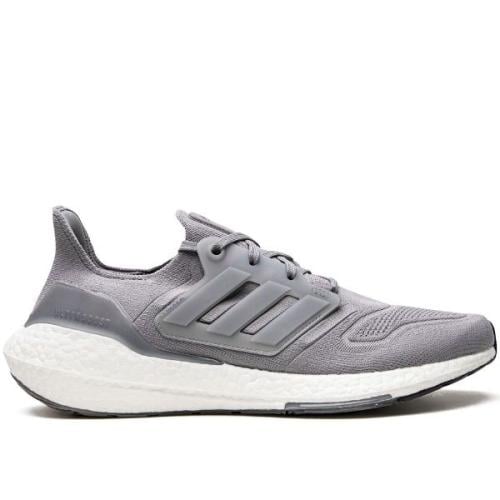 adidas Ultraboost 22 sneakers