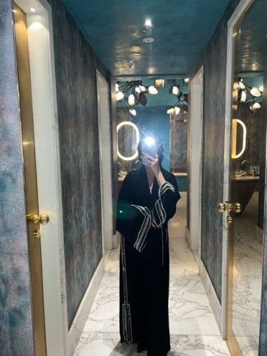 عبايه مبراق