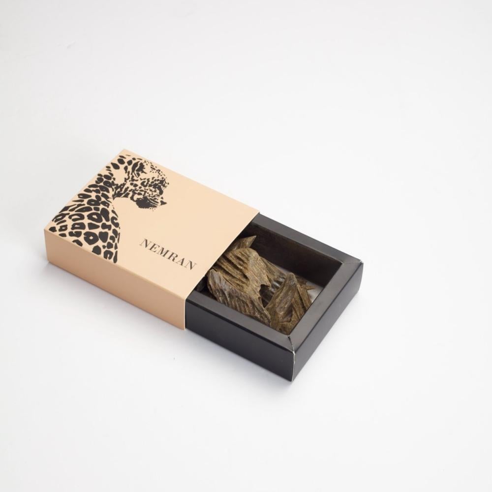 عود النمر الأزرق - أوقية