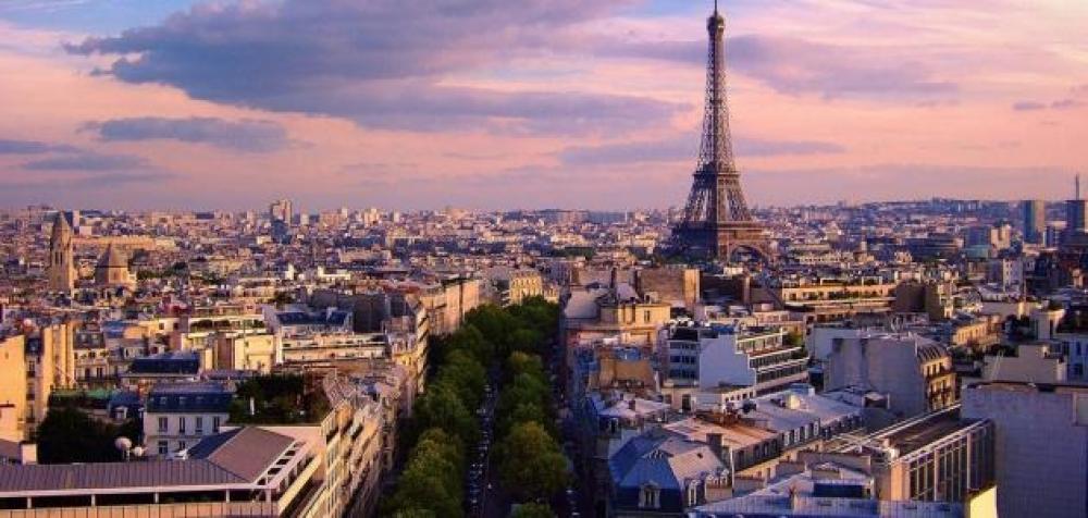 رحلات إلى باريس