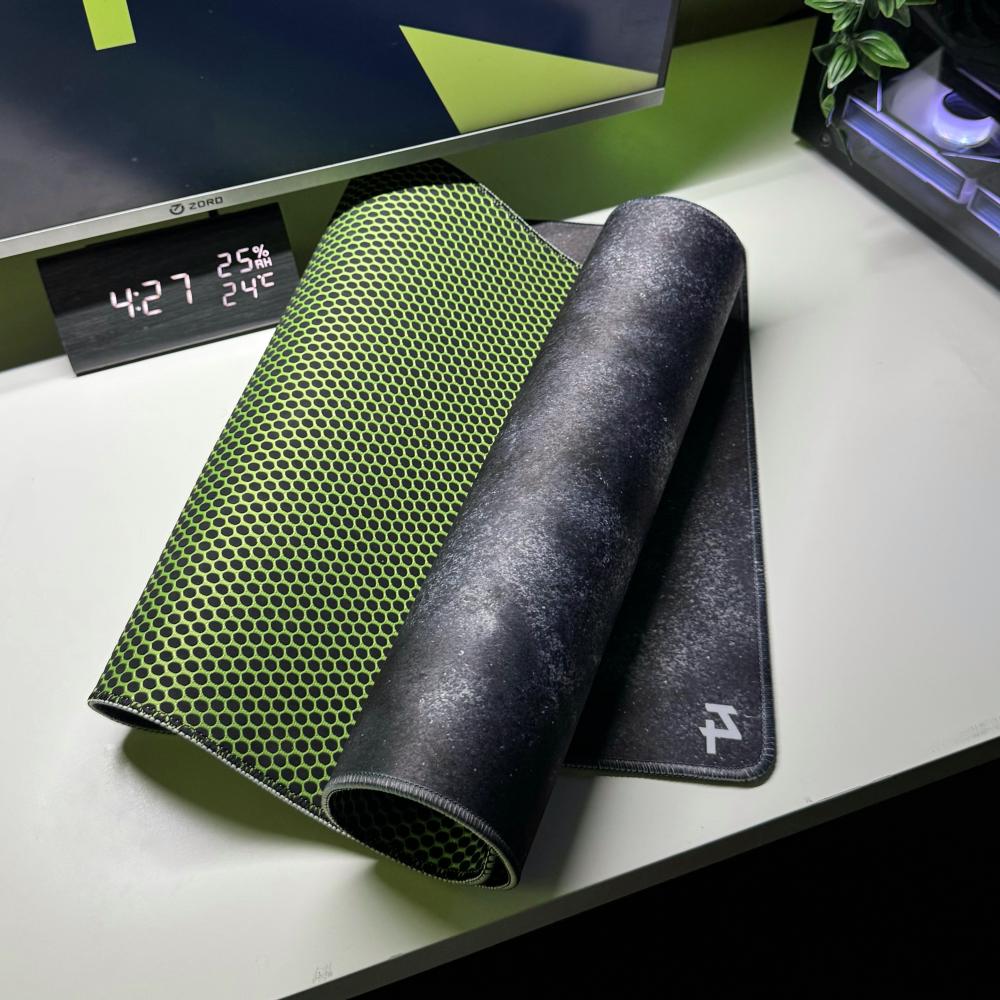 ماوس باد قراي المطور قيمنق - MousePad Gray Edition 2XL