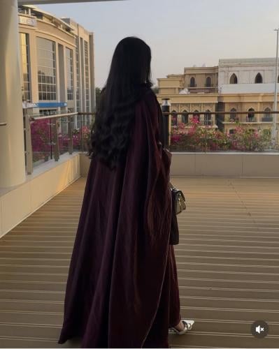 عباية بشت كريب لامع (033)