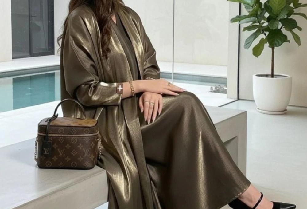 عباية ملونة فاخرة بني من عامرية