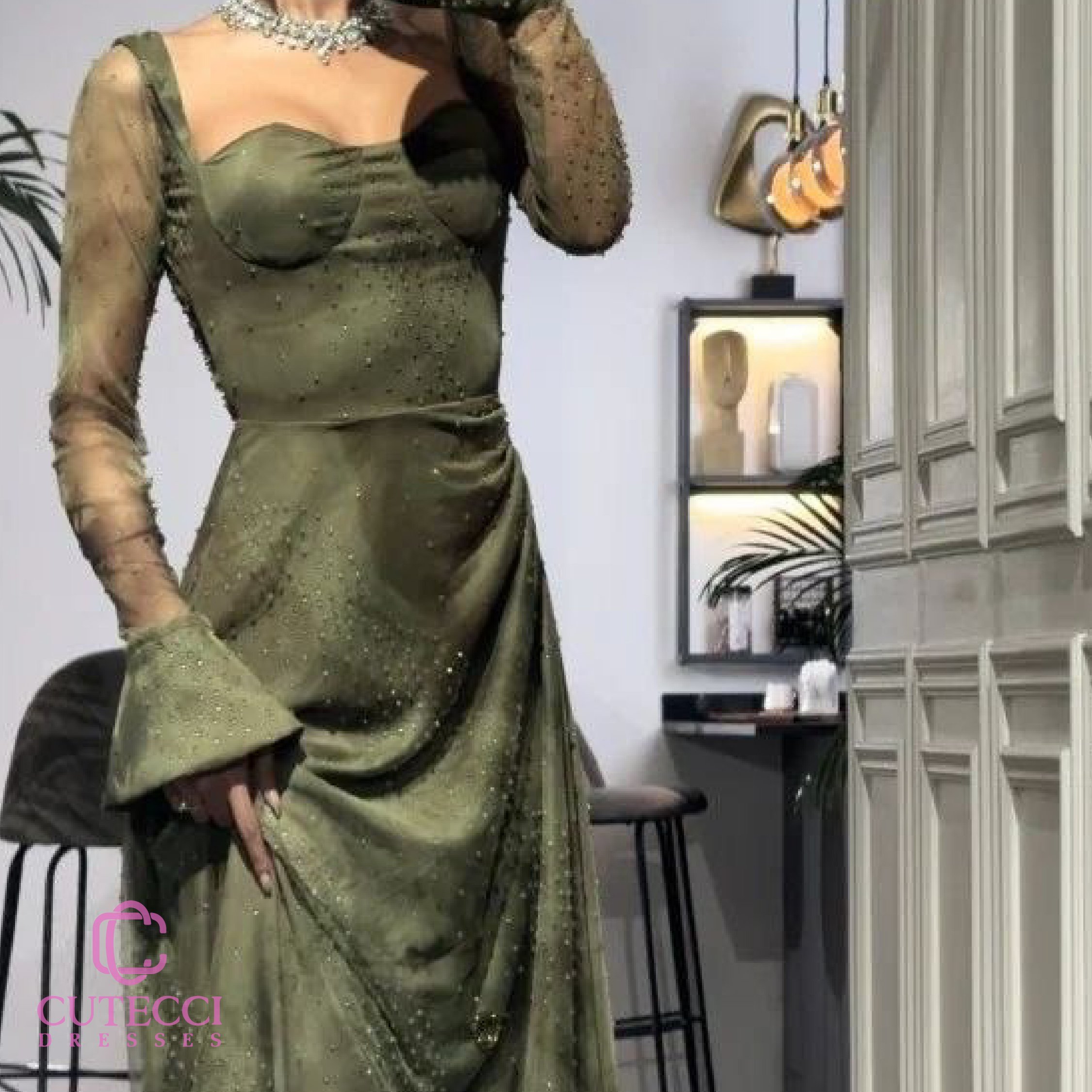 فستان سهرة زيتوني مرصع فصوص فخم أنيق للسهرات