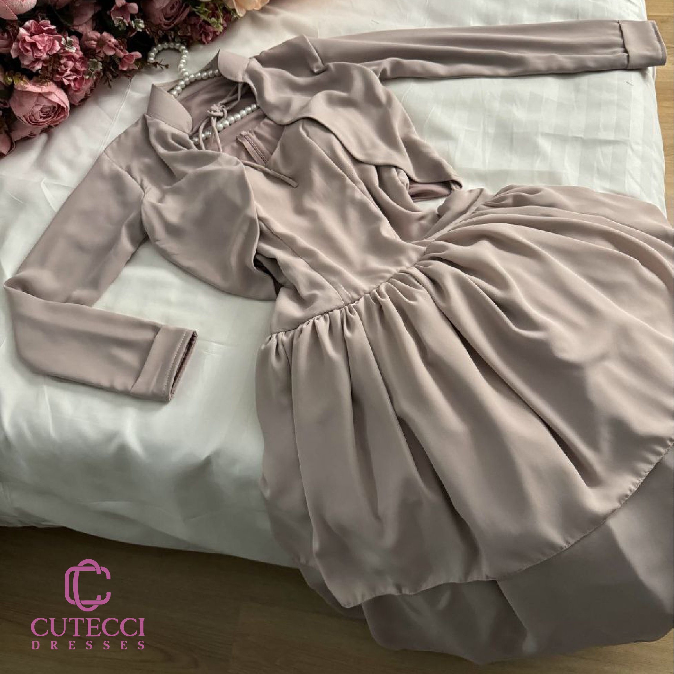 فستان لون لحمي