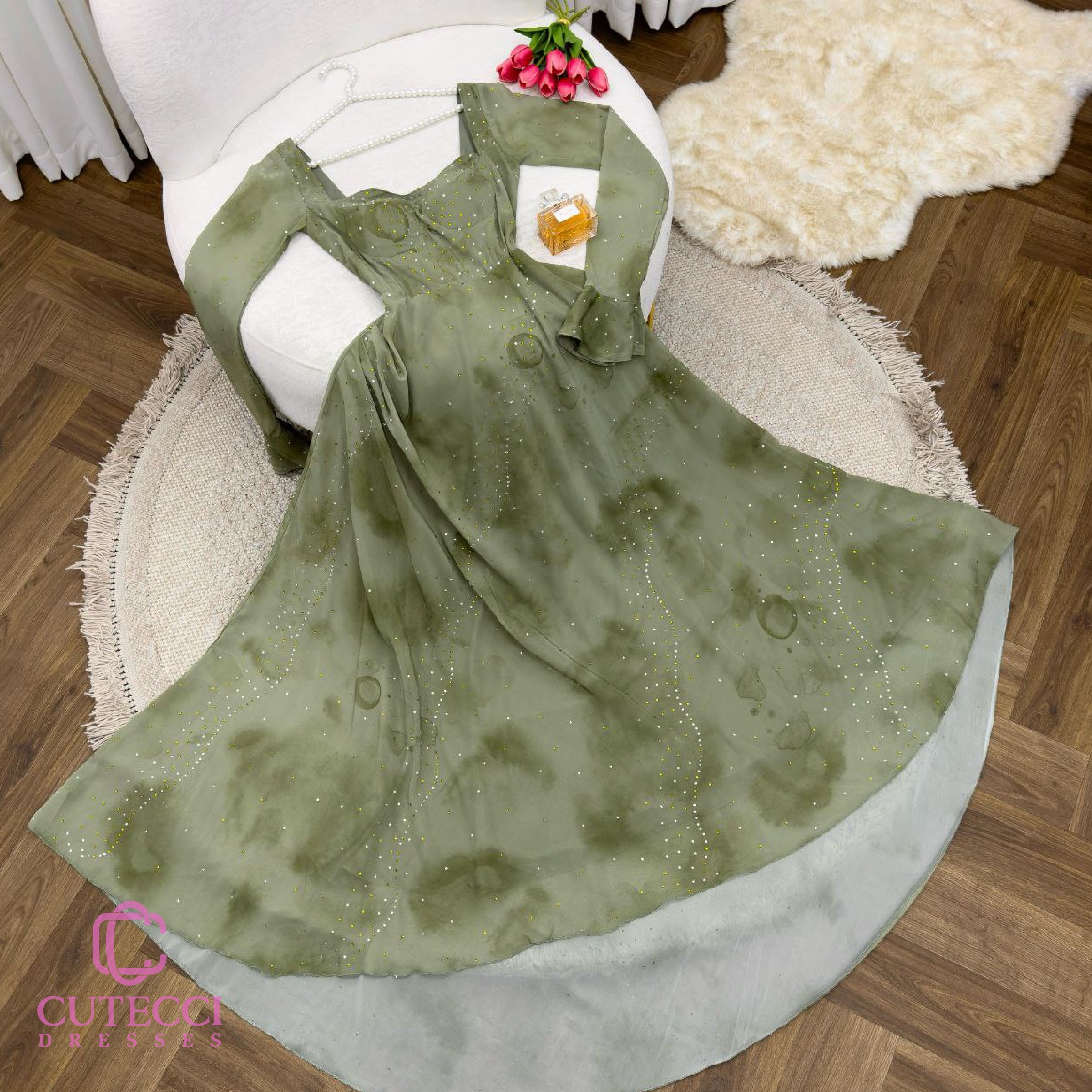 فستان سهرة زيتوني مرصع فصوص فخم أنيق للسهرات