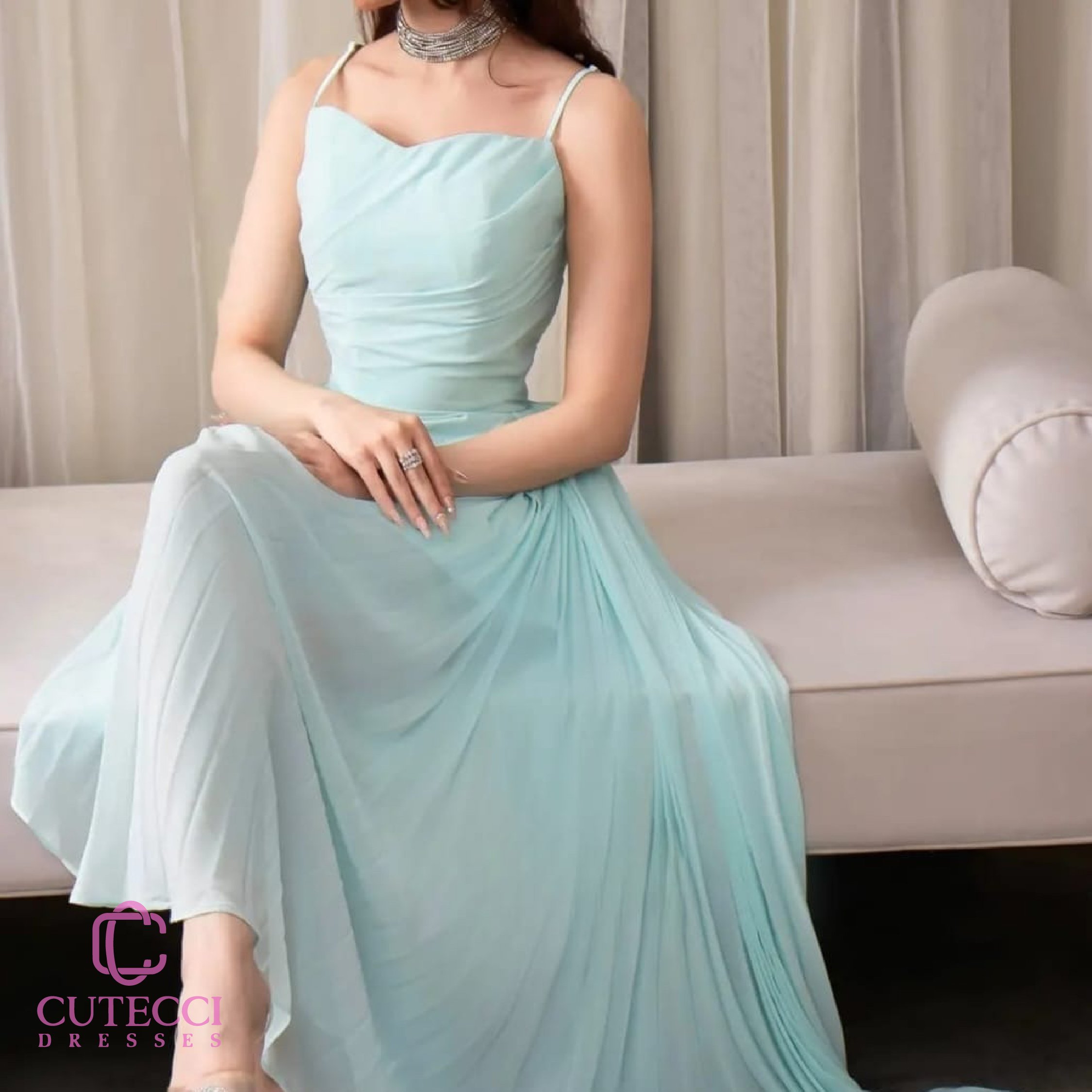 فستان ناعم سماوي شيفون – 2025 | كيوتشي