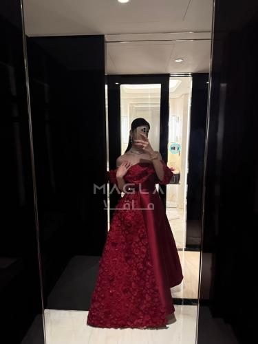 فستان فيرا