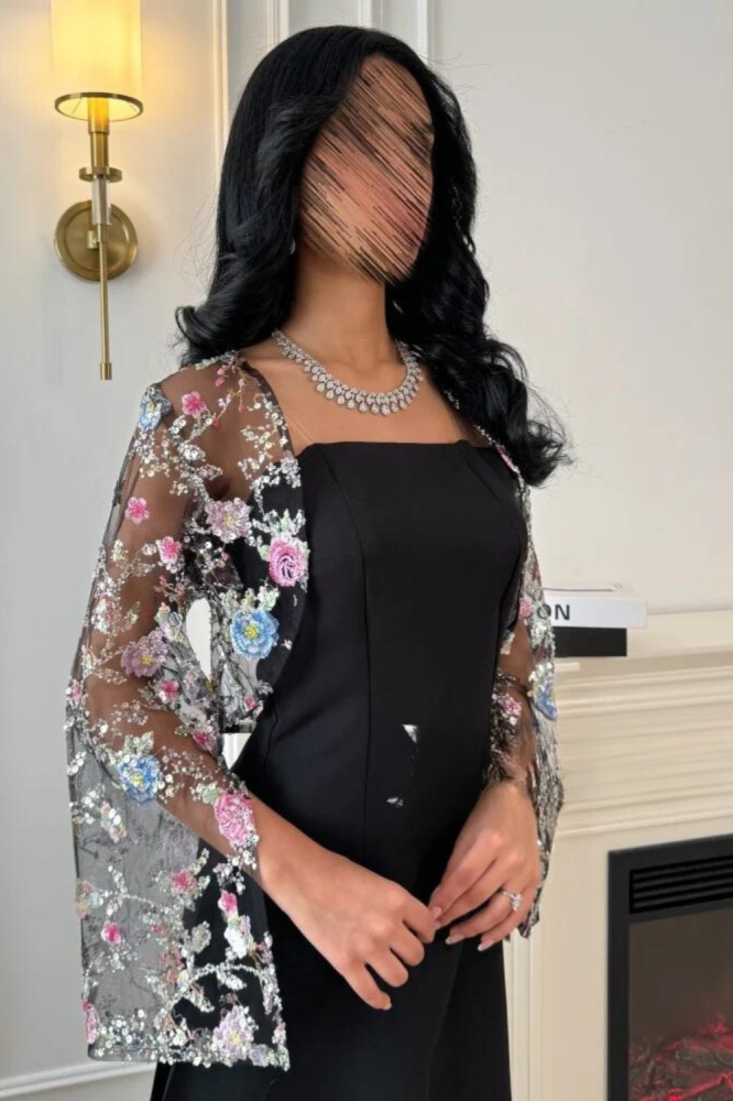 فستان ناعم بجاكيت منفصل تصميم ورود مطرز