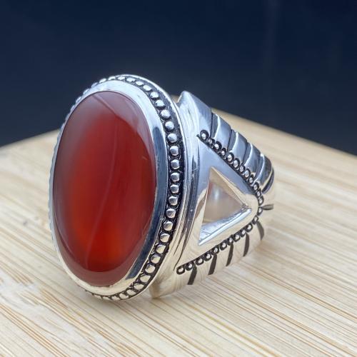 خاتم فضه بحجر العقيق اليماني الأحمر الزجاجي صياغة الرفاعي