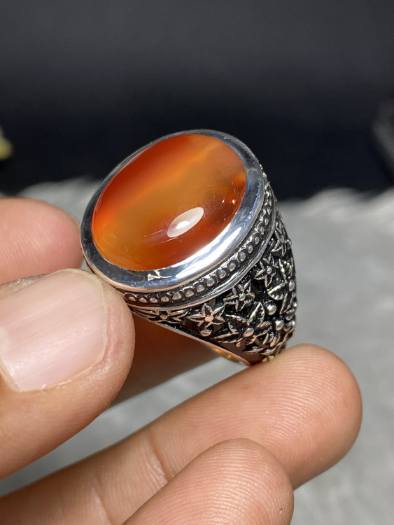خاتم فضه بحجر العقيق الزجاجي مائي