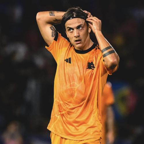 مقاس XL جاهز للتسليم الفوري - تيشيرت روما - نسخة جمهور