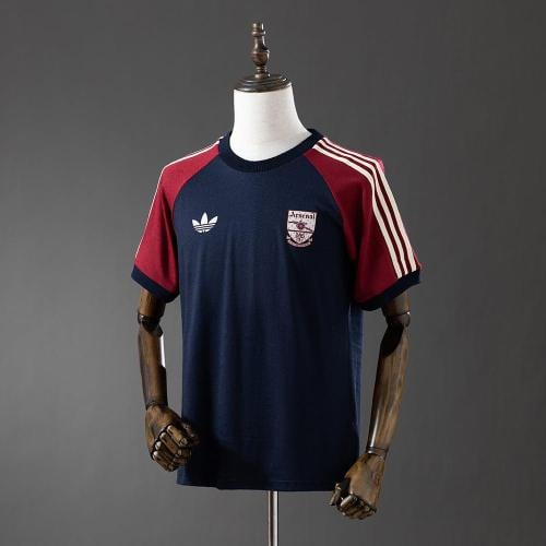 مقاس L جاهز للتسليم الفوري - تيشيرت كلاسيك ارسنال