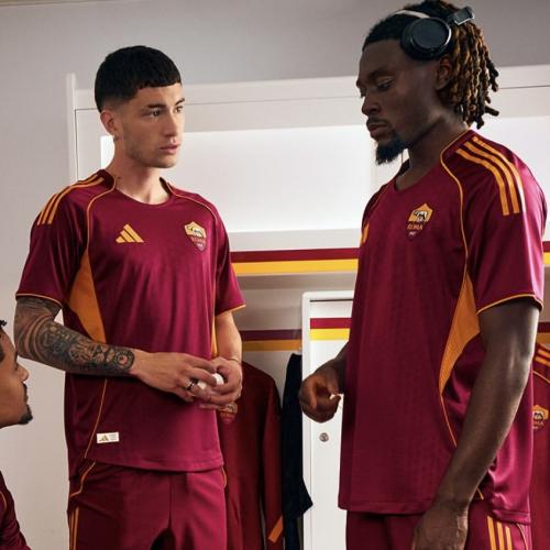 تيشيرت او طقم روما - نسخة اللاعبين