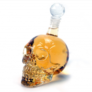 Skull Bottle | الجمجمه الزجاجيه