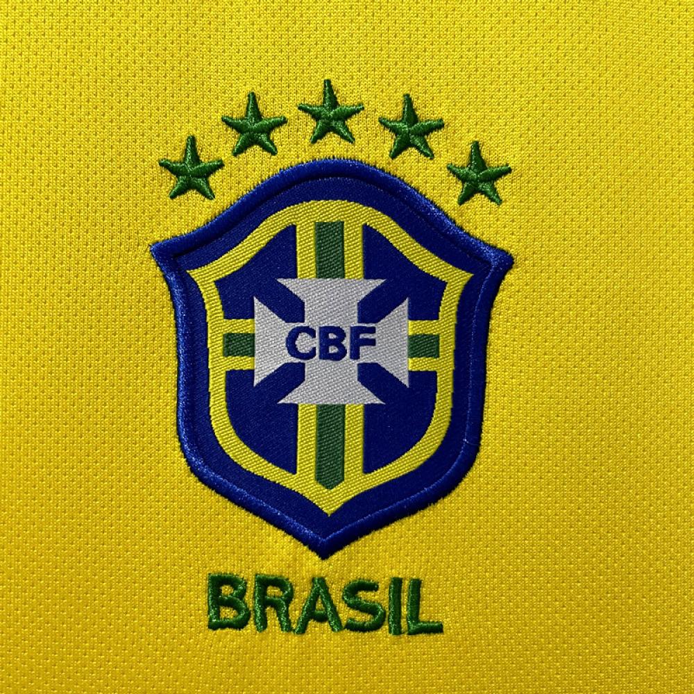 Retro 04/06 Brazil Home