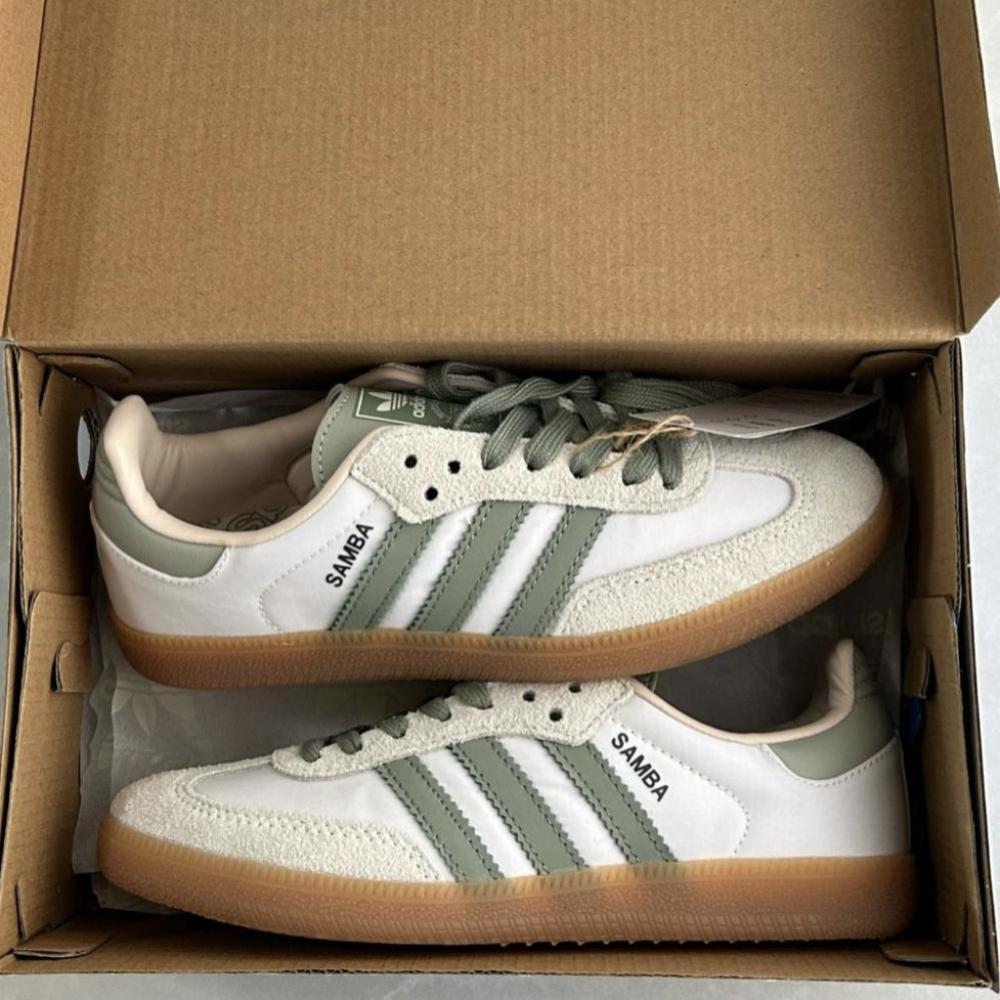 adidas gazelle silver green womens adidas Kids Samba OG main image 1