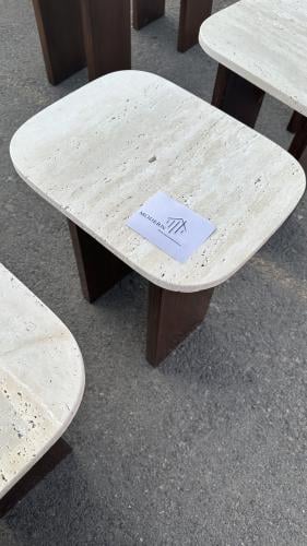طاولة خدمه