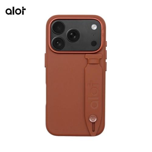 iPhone 17 Pro Max leather case with brown grip