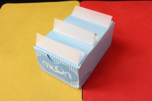 ورق لف مون ازرق وسط ، Moon Blue Cigarette Rolling Papers