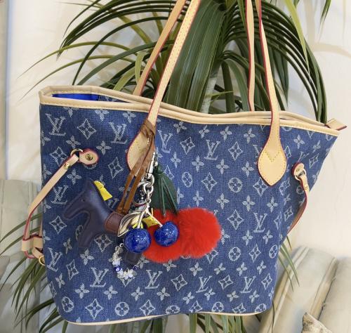 LV Denim - ازرق