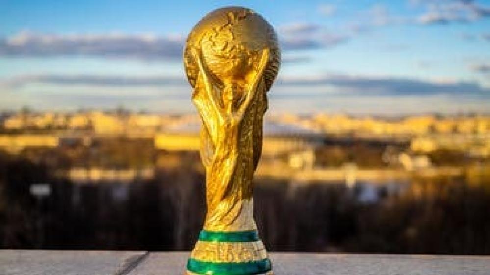 تأثير استضافة كأس العالم على بلد ما