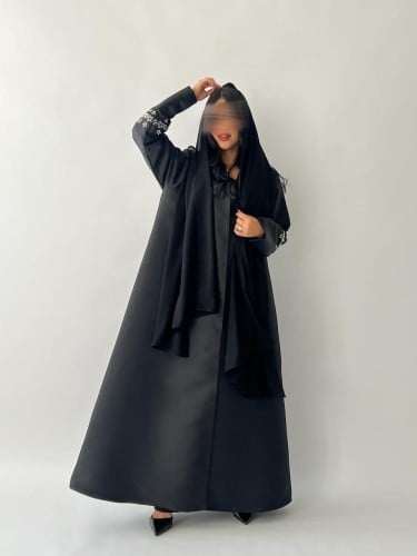 تفته أسود مع شك على الاكمام- القصه A