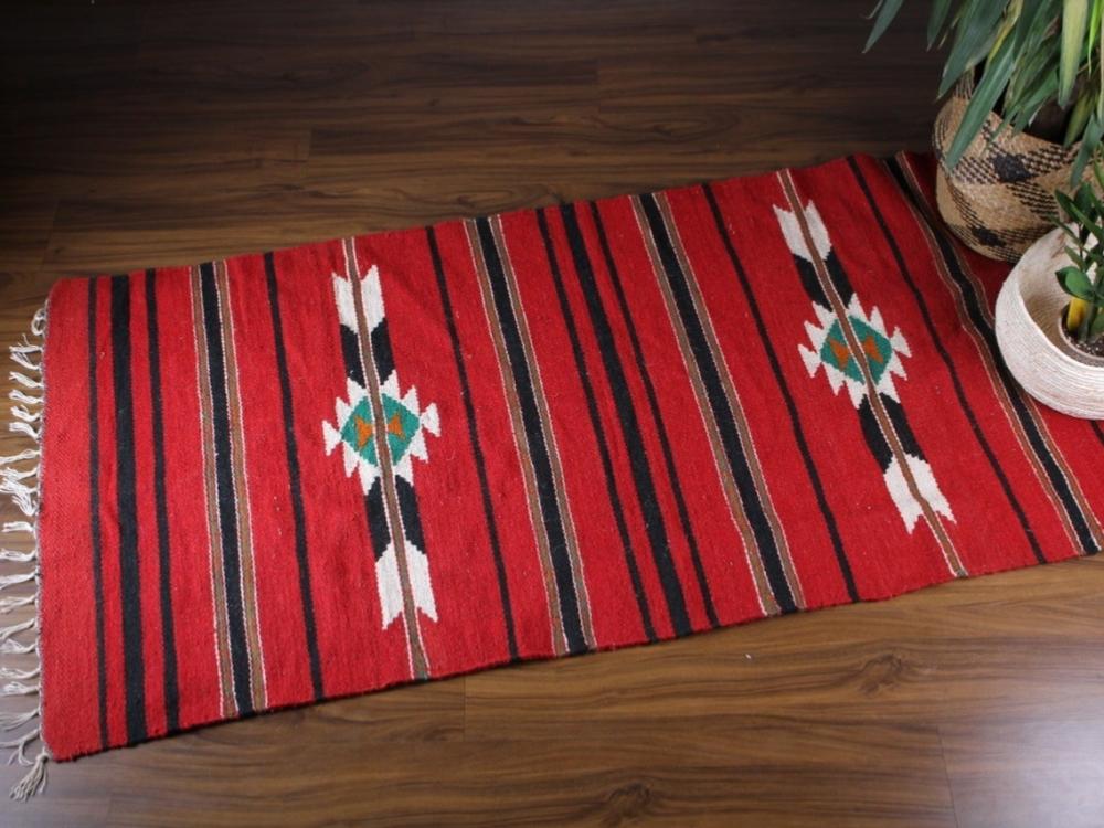 أكليم سجاد يدوي مصري 2*90 ( متنوع )