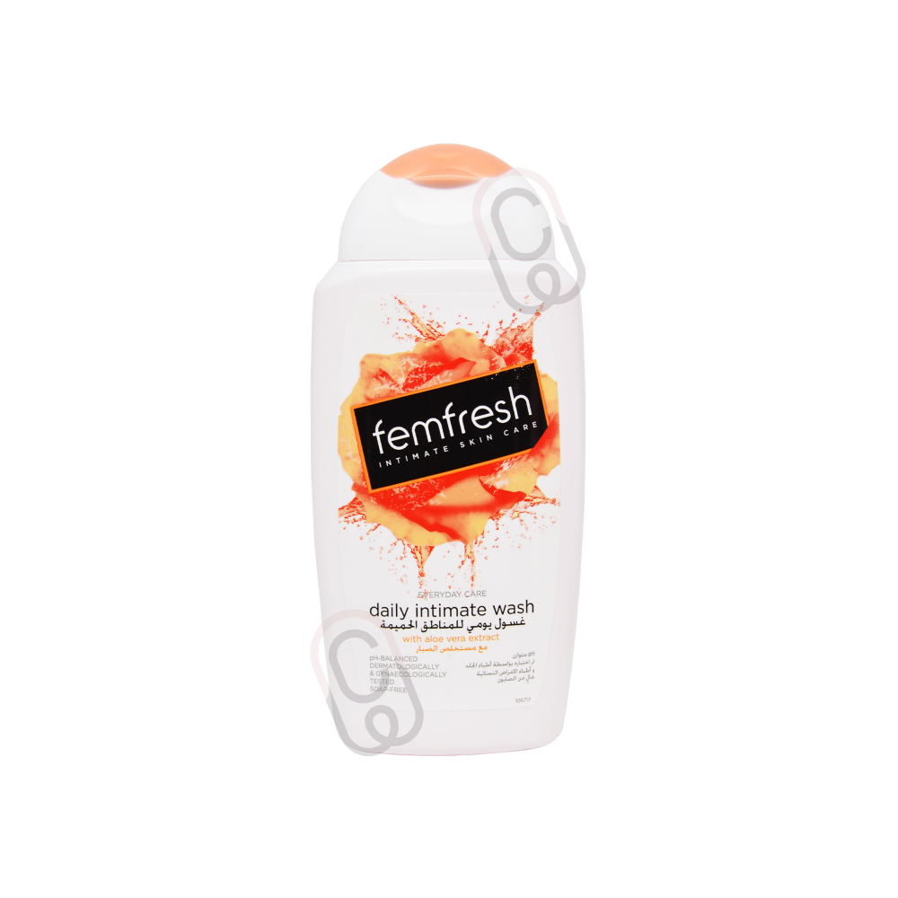 FemFresh Women's Daily Intimate Wash Rich in soothing Aloe Vera 250ml -  نافذة العناية Care-Window