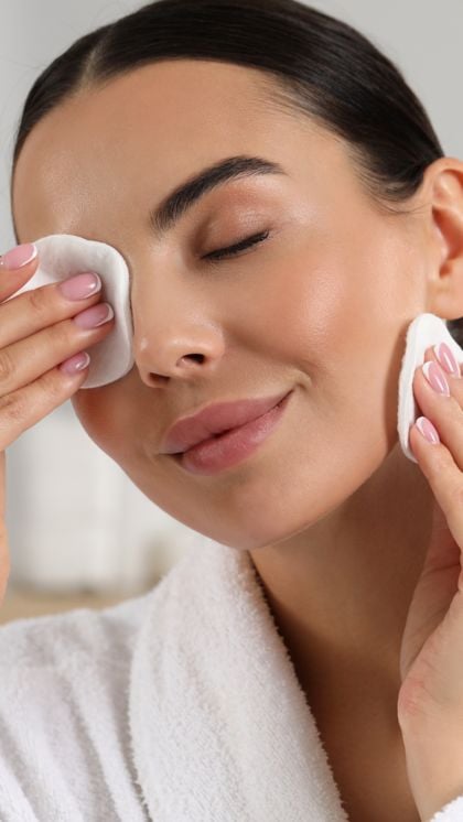 مزيلات المكياج