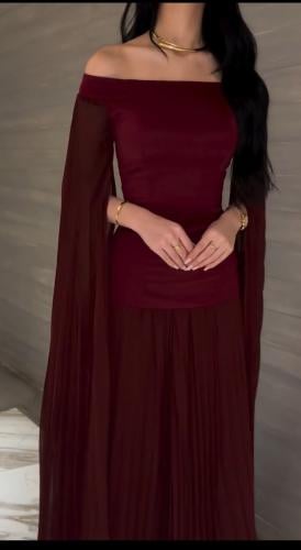 فستان عودي باكمام مميزه