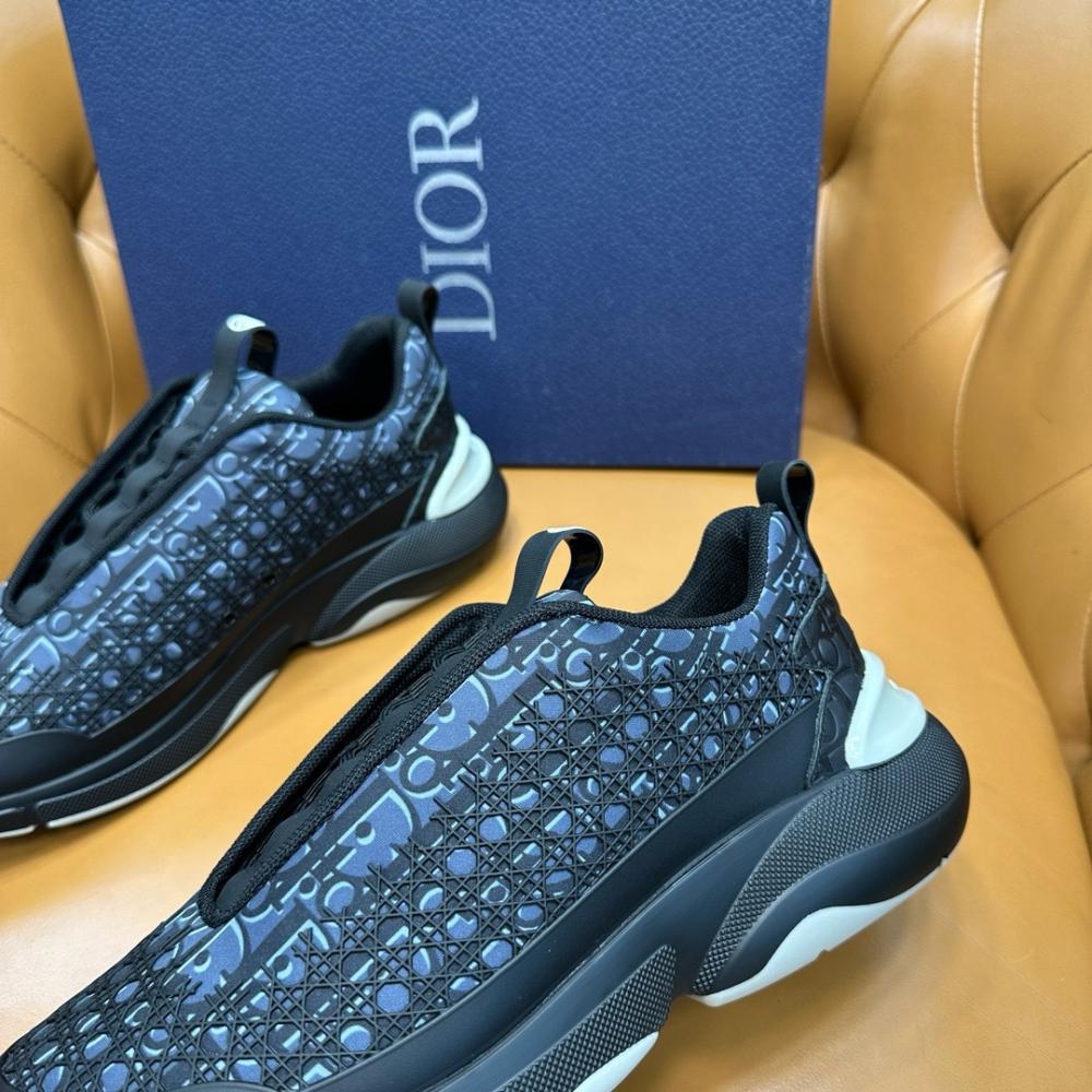 DIOR