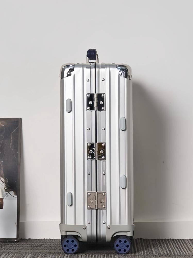 RIMOWA