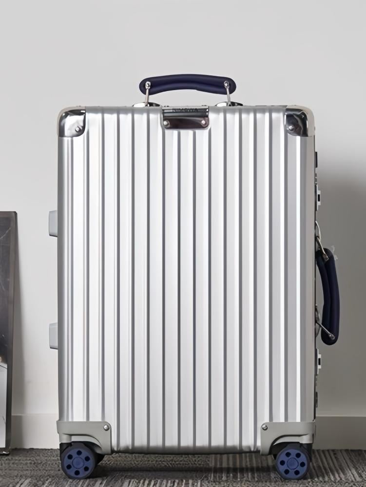 RIMOWA