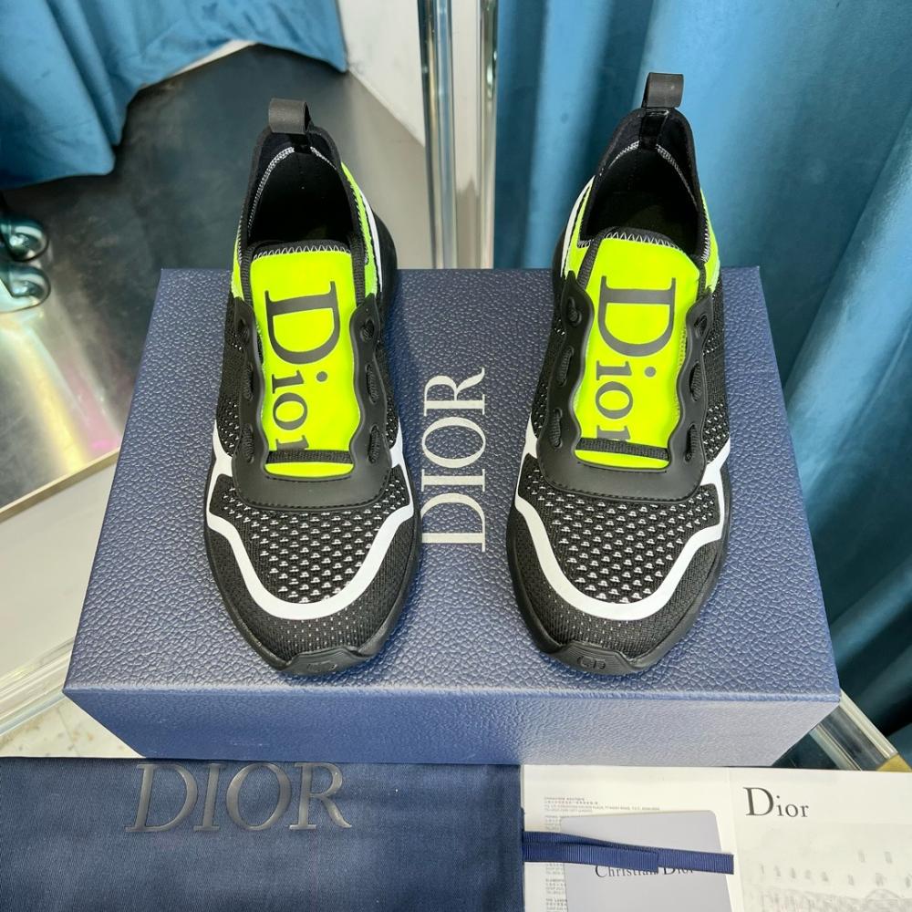 DIOR