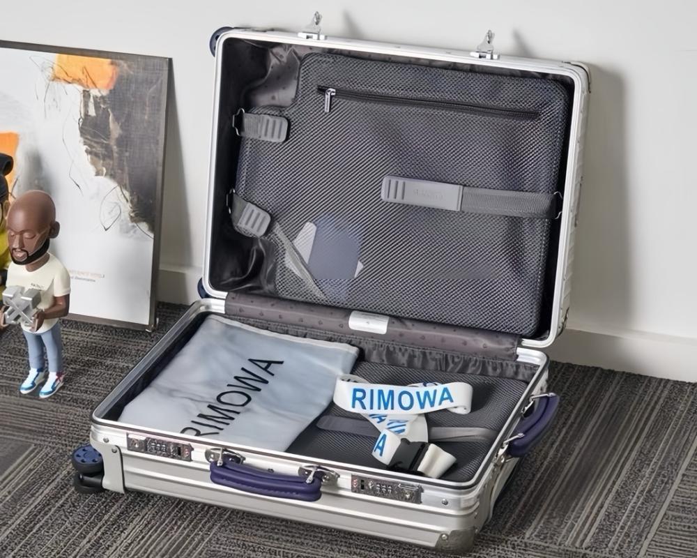 RIMOWA
