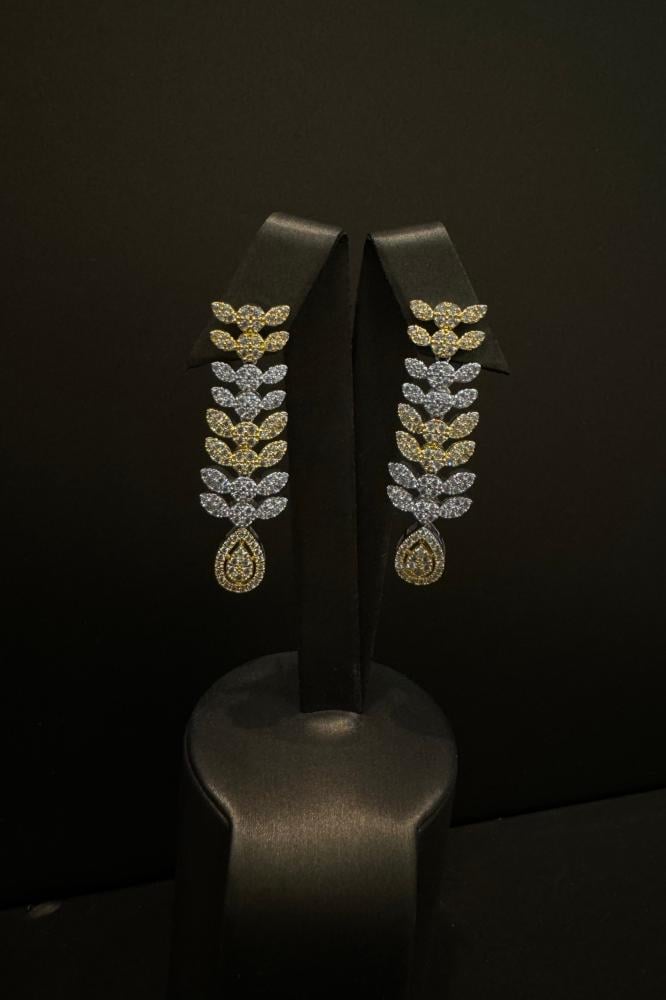 لازوردي / طقم 4 قطع  فاخر ذهـبي و فـضي