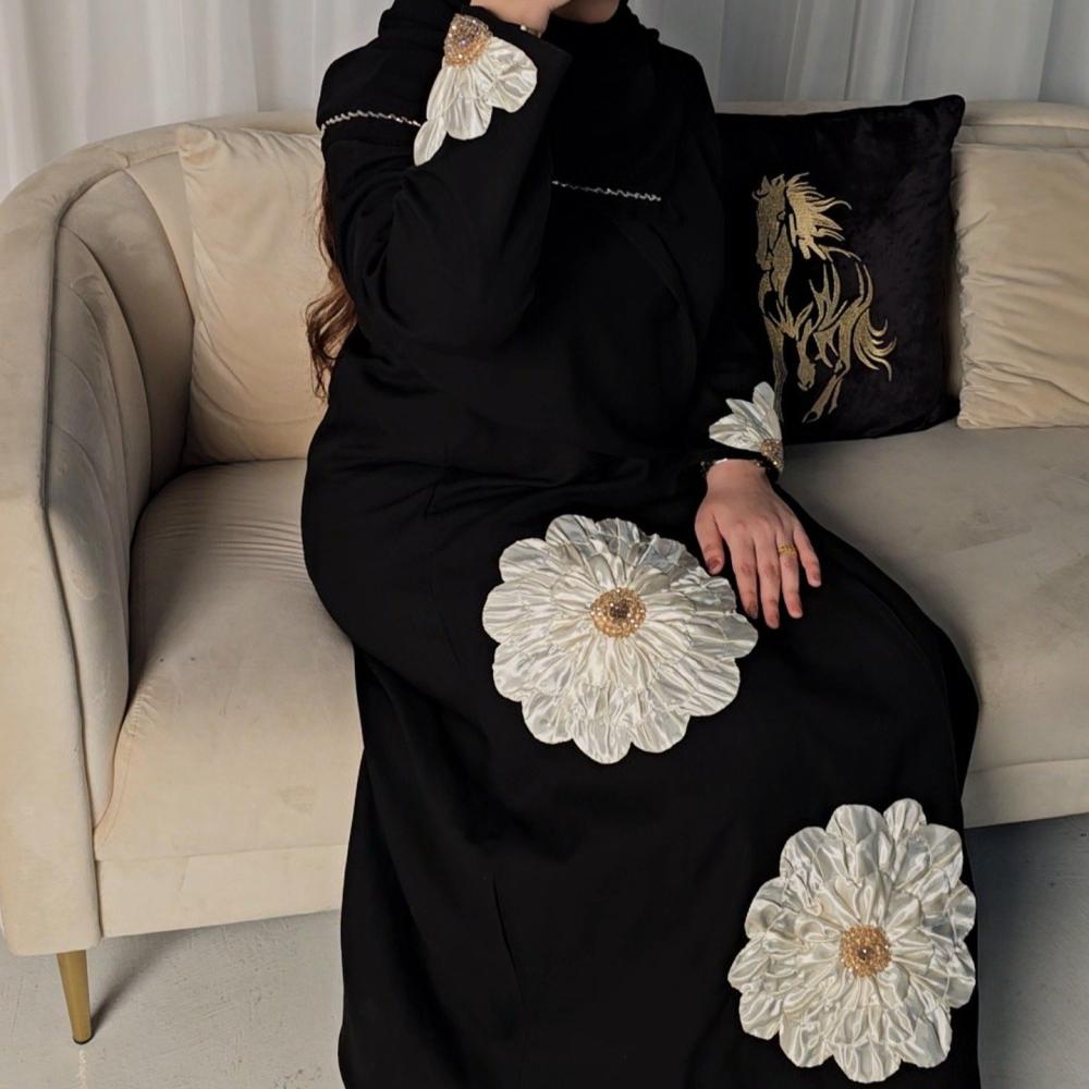 عباية فلورا