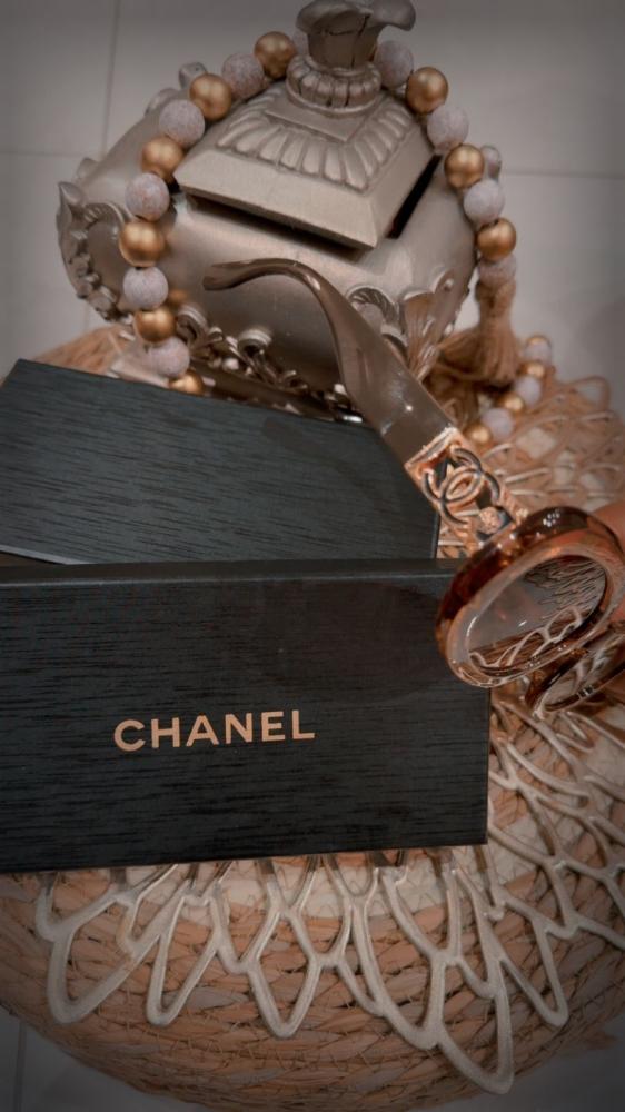 نظارة CHANEL الفاخرة
